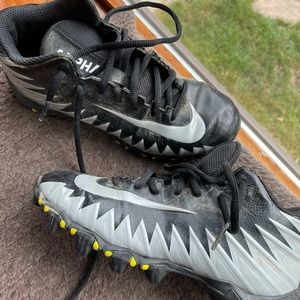 Nike boys football cleats